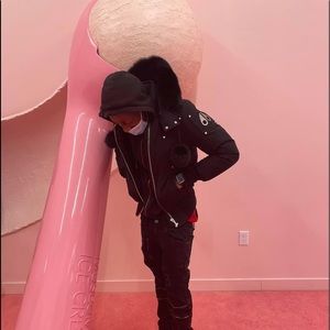 Meet your Posher, Jamal